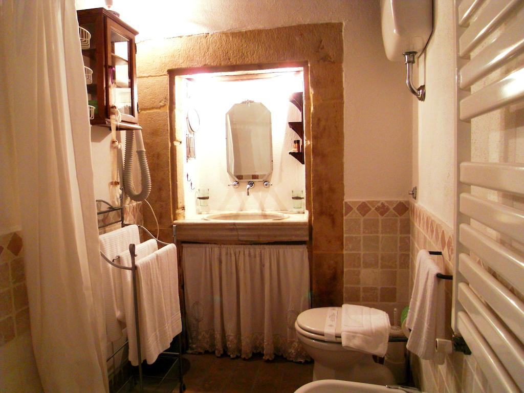Guest House Il Borgo Di Sempronio Семпрониано Номер фото